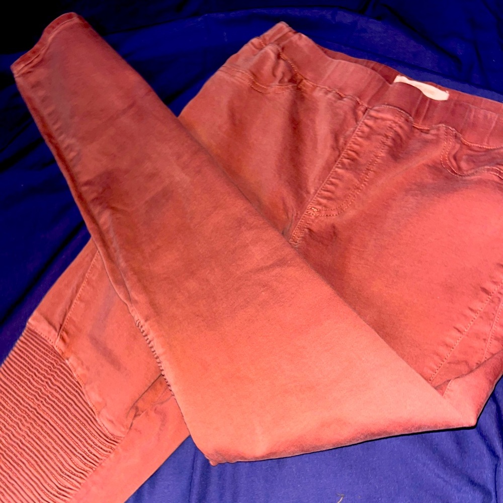 Coral size medium wishlist jeans